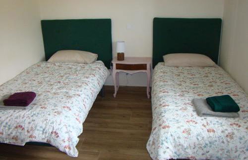 Chalet con piscina y BBQ para 10 personas - Photo 24