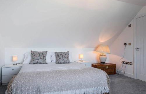 Beach Mews - Modern townhouse with patio and private parking - Photo 13