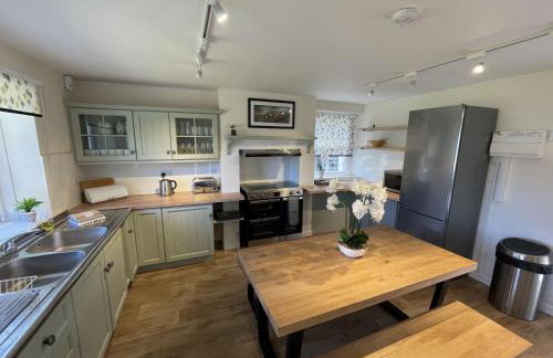 Brandlehow HOT TUB HIRE AVAILABLE - Photo 11