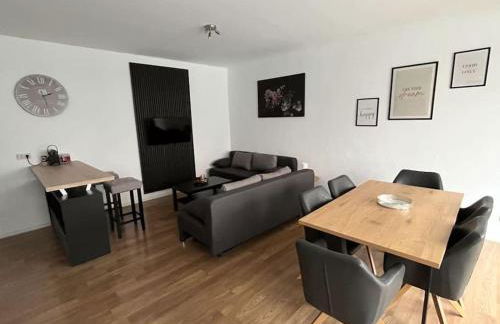 EICstay - Ferienhaus für Monteure und Familie - Photo 1