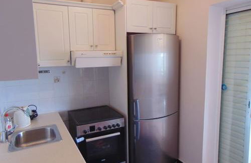 Lovingly restored apartment Galatsi - Photo 8