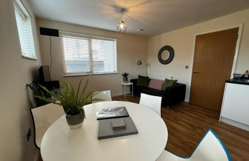 Three Bedroom Townhouse with Parking - Foto 12