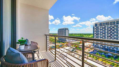 Modern Hotel with Pool & Gym in Prime Doral Location - Foto 5