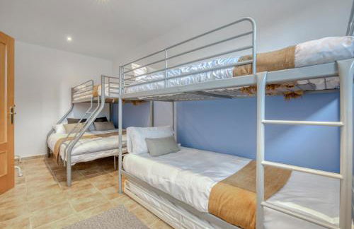 Villa de lujo de piedra, Cine para niños, Vistas, Piscina - Foto 43