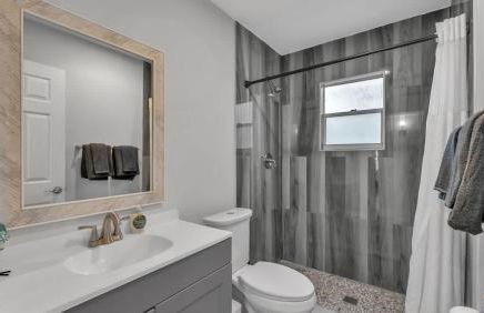 6 Bedroom with Guest House Walk to Lake & Shops - Foto 21