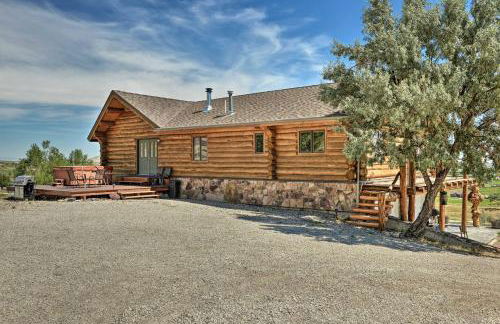 Exquisite Log Home with Lander Valley Views! - Foto 32