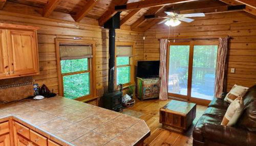 Secluded Getaway with Private Hot Tub - Foto 5