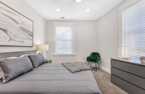 3 Bdrm 3 Full Bath Tower View walk up - Foto 29