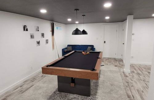 Large Vacation Home Villa- Pool, Indoor Hotub, Game Room, up to 25 guests - Foto 30