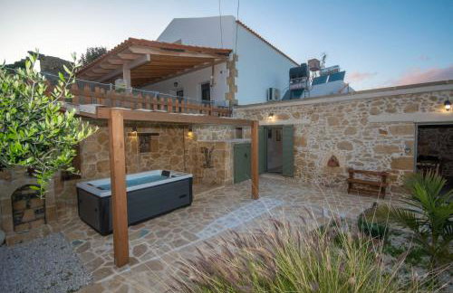 Pamelas House with Jacuzzi - Photo 21