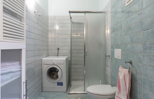 3 bedroom House in Cipressa with garden and terrace - Photo 21