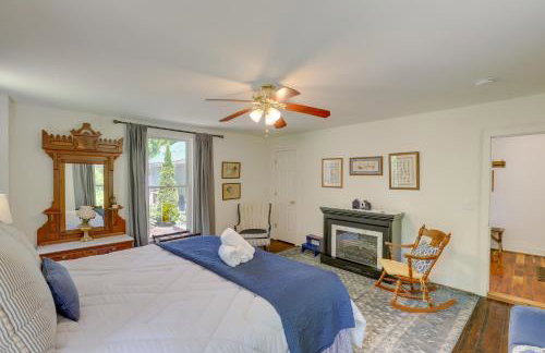 Hot Tub Soaks and Fireside Nights! Marshall Cottage - Foto 23