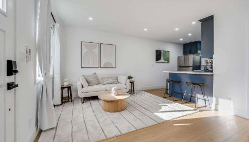 Brand New Apt w Parking Blocks from Downtown- C - Foto 2