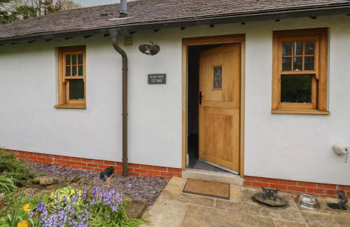 Plum Tree Cottage - Photo 1