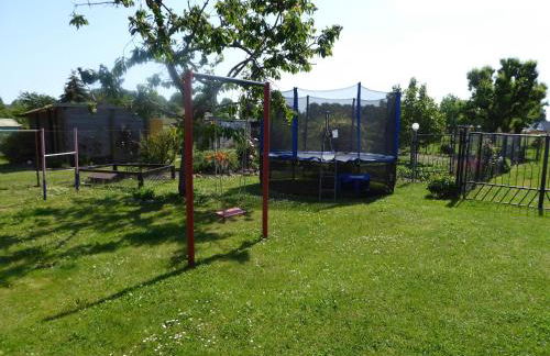 Gemuetliche Ferienunterkuenfte mit Garten in Zweedorf - Foto 8