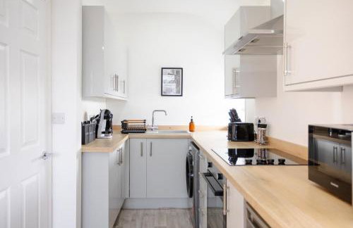 Bespoke Apartments Near Cardiff City Centre Free Parking - Foto 74