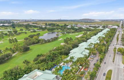 Spacious 1BR Loft Villa - Pool Golf - Doral Downtown - Foto 10