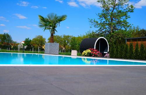 Pool Sauna Entspannung - Foto 1