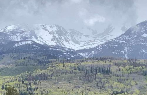 Wapiti Retreat at 22 West Cabins and Recreation - Foto 12