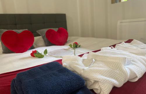 Love Room avec jacuzzi & lit King Size - Foto 19