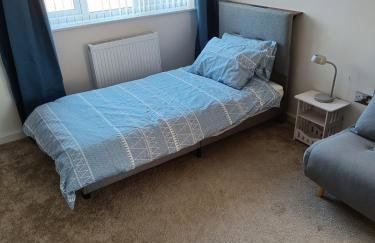 Countryside 2 Bed Bungalow with Stunning Views Free WiFi and Parking Ideal for Business and Leisure - Photo 26