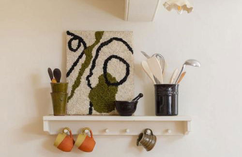 The Nook - Stylish Homestay - Heart of Frome - Photo 9