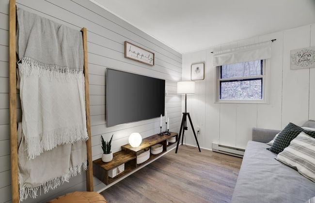 Little Gray Cabin 2 Bedroom Home by RedAwning - Foto 16