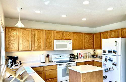 Spacious Oasis near Red Rocks and Downtown Denver - Foto 12