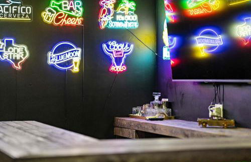 Family Platinum Escape with Heated Pool and Gameroom - Foto 46