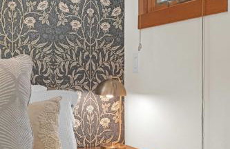 Serene Retreat with Hot Tub - Fire Pit - Deck - Foto 21