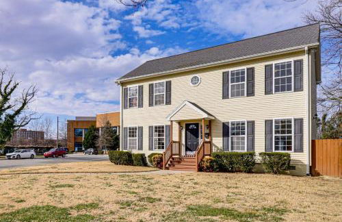 Walk to Dtwn and Campus! Spacious Hampton Home - Foto 1