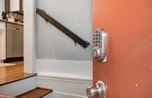 Benson's Cozy 3-BR Retreat with BBQ Grill - Photo 24