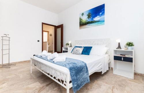 Vista Mare & 300mt da Spiaggia con FreeParking e AC - Foto 7