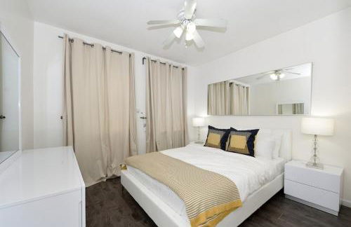 Amazing 4 BR 1 BTH Laundry Dishwasher, June To Aug 90 Days Stay Required - Foto 22