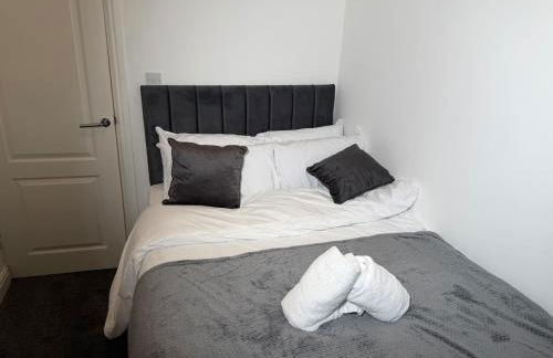 Comfortable 4BR House Ideal for Families & Workers - Foto 35