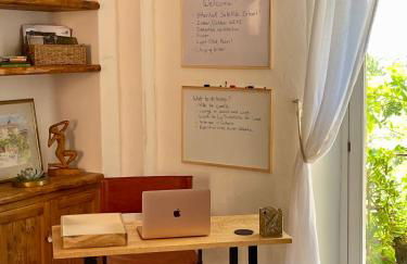 Private Stone Cottage with Starlink & Lake View - Foto 15