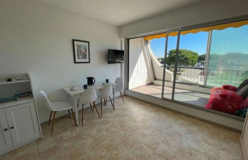 Studio climatisé 4 pers avec piscine et parking à Port Camargue - FR-1-250-230 - Photo 7