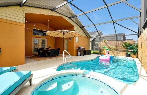 5BR Cottage w Pool & Hot Tub Near Disney - Foto 14