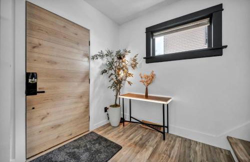 Modern Stylish Urban Haven 4 Bedroom 2 Bath - Dog Friendly - Foto 10