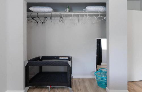 Immediate Access to Highway 35 - Remodeled Haven - Foto 15