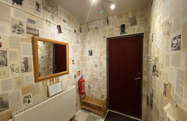 The Bookstore Apartment - Foto 10