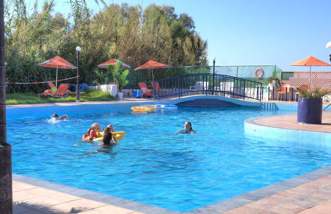 Trefon Hotel Apartments and Suites - Foto 1