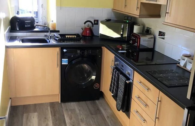 Lovely 2- Bed Apartment in Hawick - Foto 7