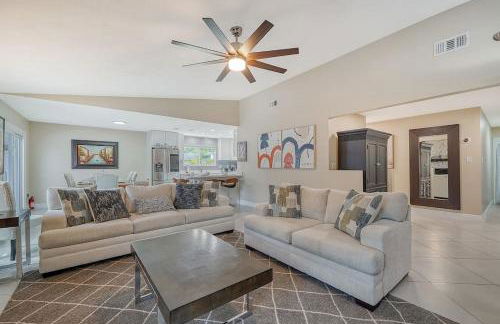 Beautiful Home - Oasis Backyard with Heat Pool - Foto 60