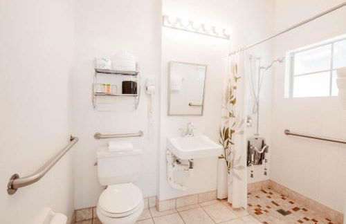 Berkley Lake Townhomes - Foto 9