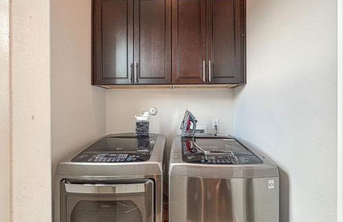 Rooftop EaDo Nr Downtown Yard BBQ Games WiFi - Foto 47