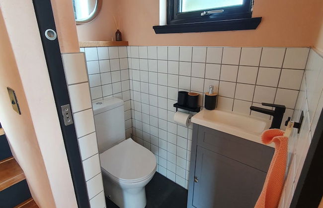 Tiny Home in Isle of Skye-pet Friendly - Photo 17