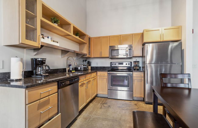 Historic Loft Retreat With Pool - Foto 66