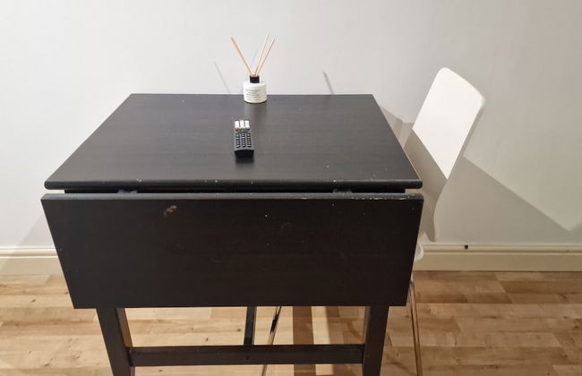 Compact Living Cosy Studio Flat in London - Photo 27