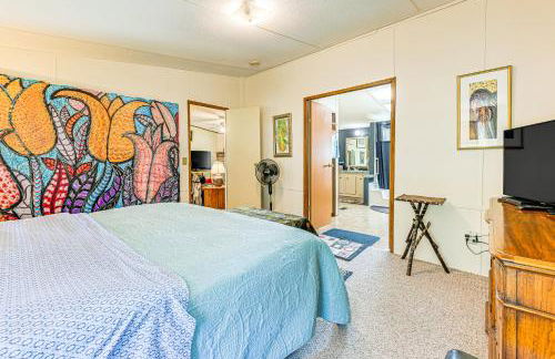 Fire Pit and Decks Creekside Cabin in Robbinsville - Foto 18